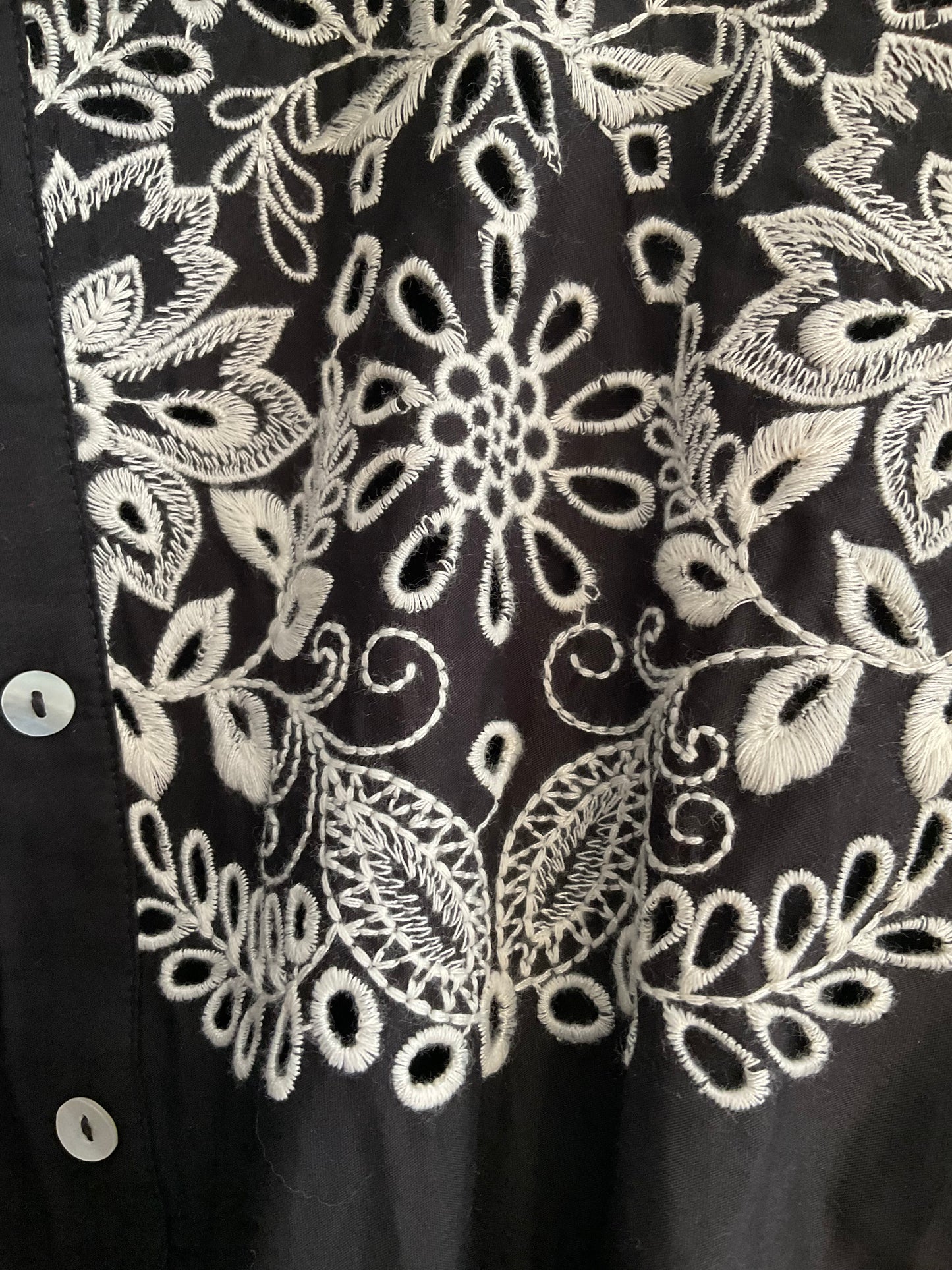 Camisa algodón bordada