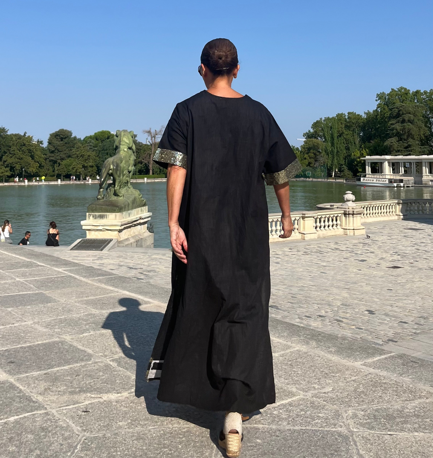 Kaftan negro / Oro