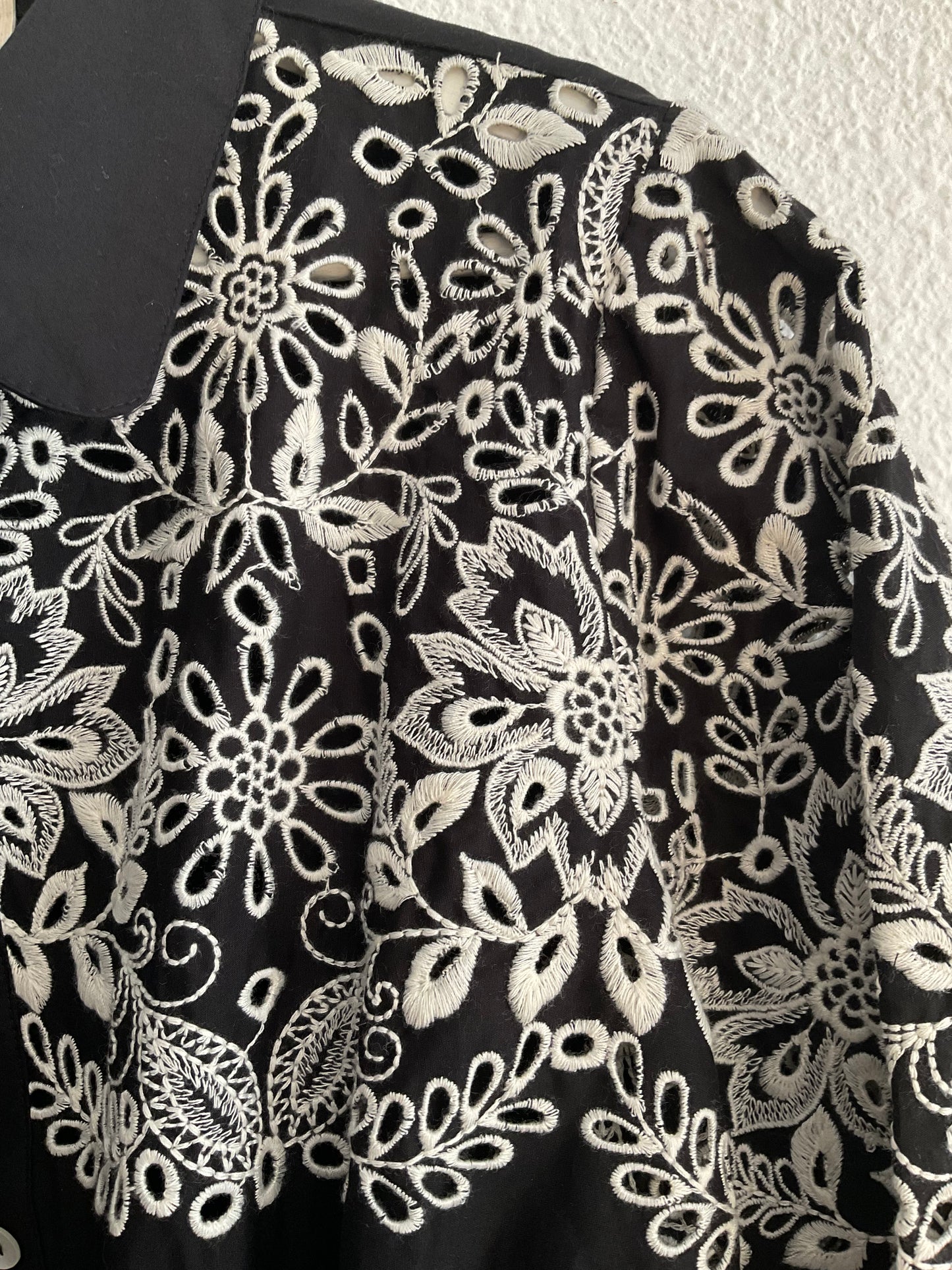 Camisa algodón bordada