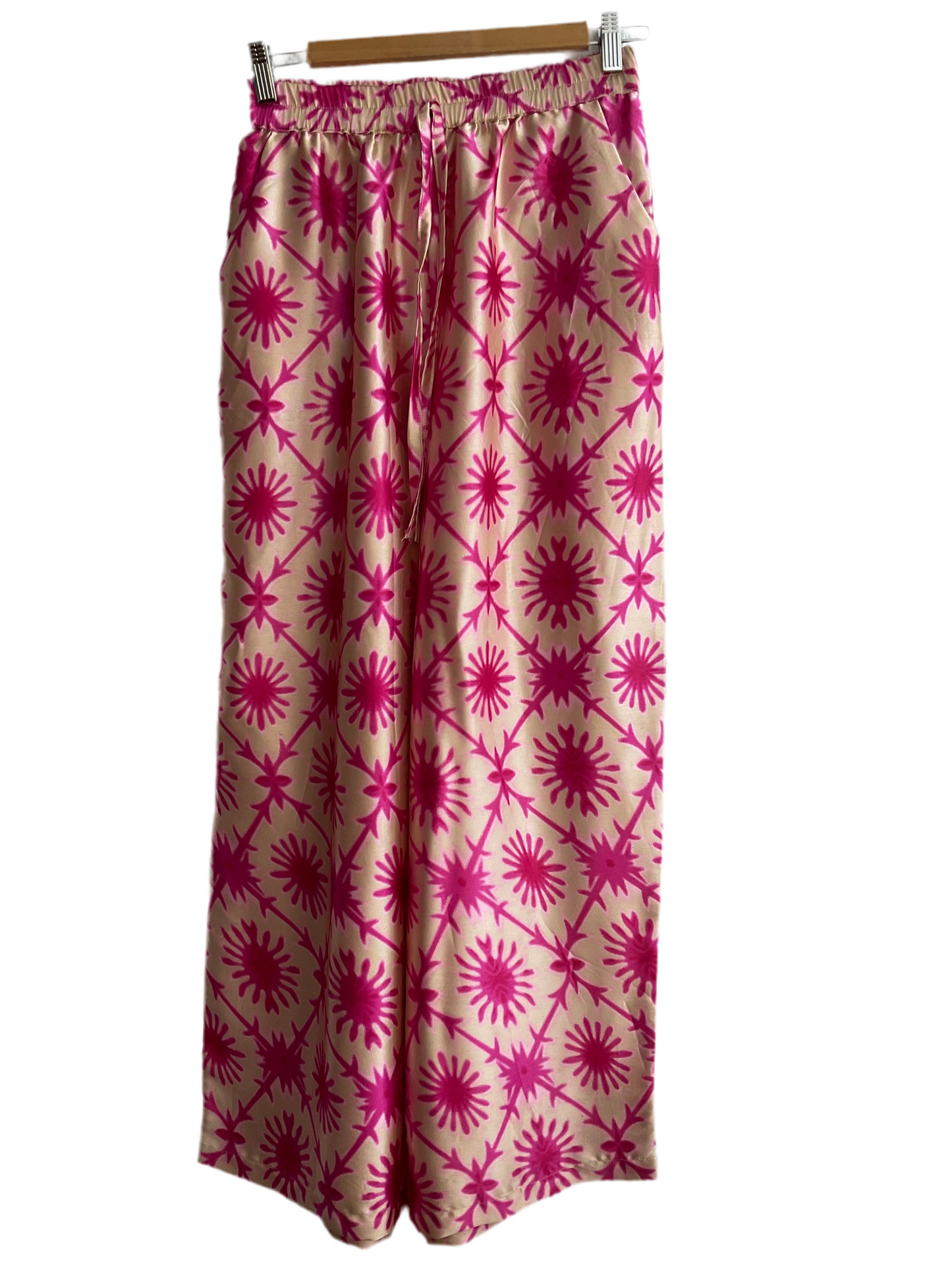 Estrella fucsia ( Set de satén, 3 piezas)