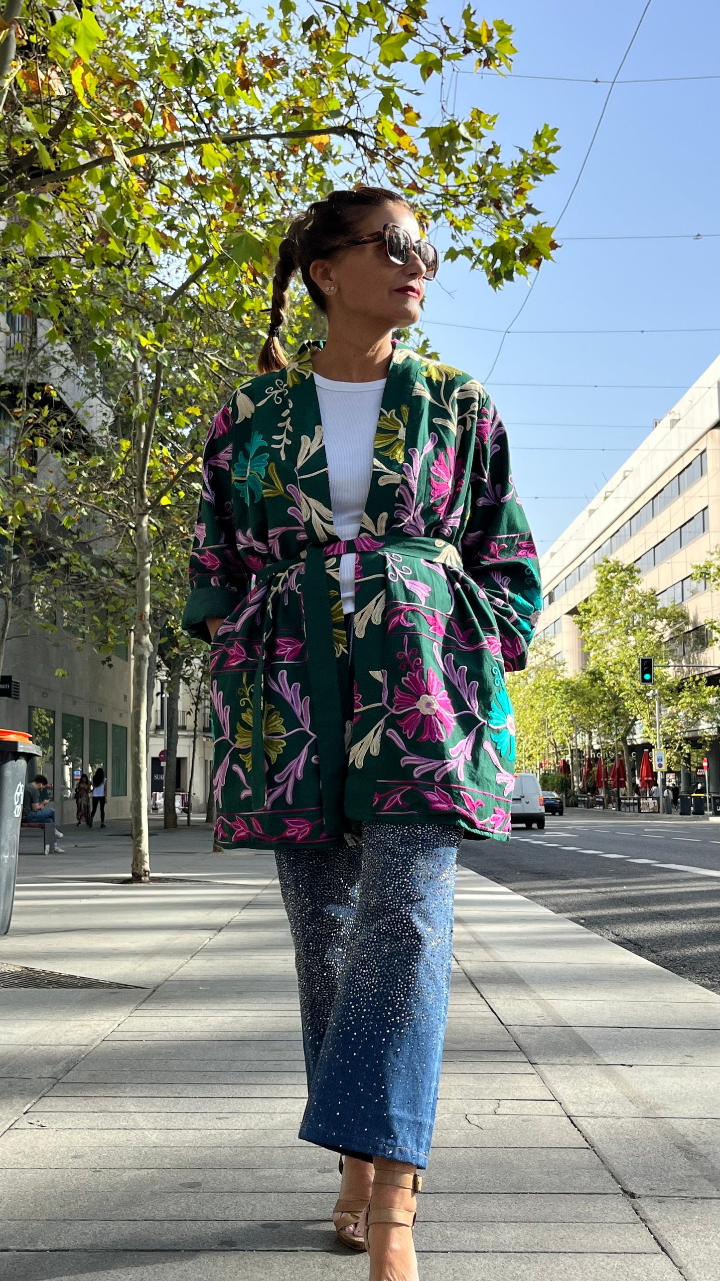 Chaqueta bordada multicolor