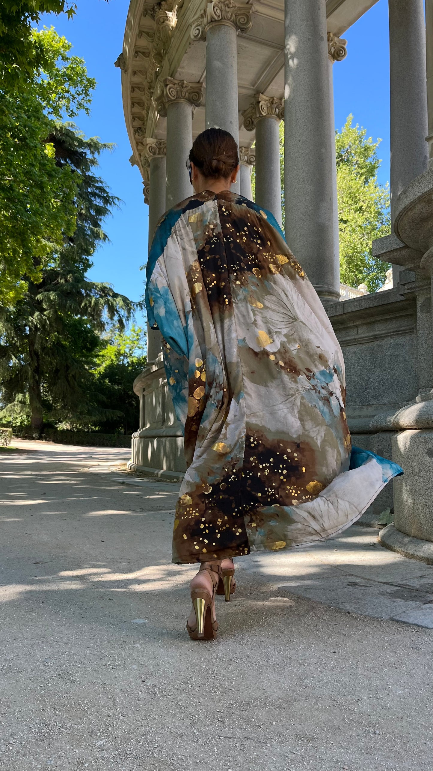 Vestido/Maxi chaqueta.Seda 70% (GRIS ORO / FUCSIA ORO/ AZUL ORO)