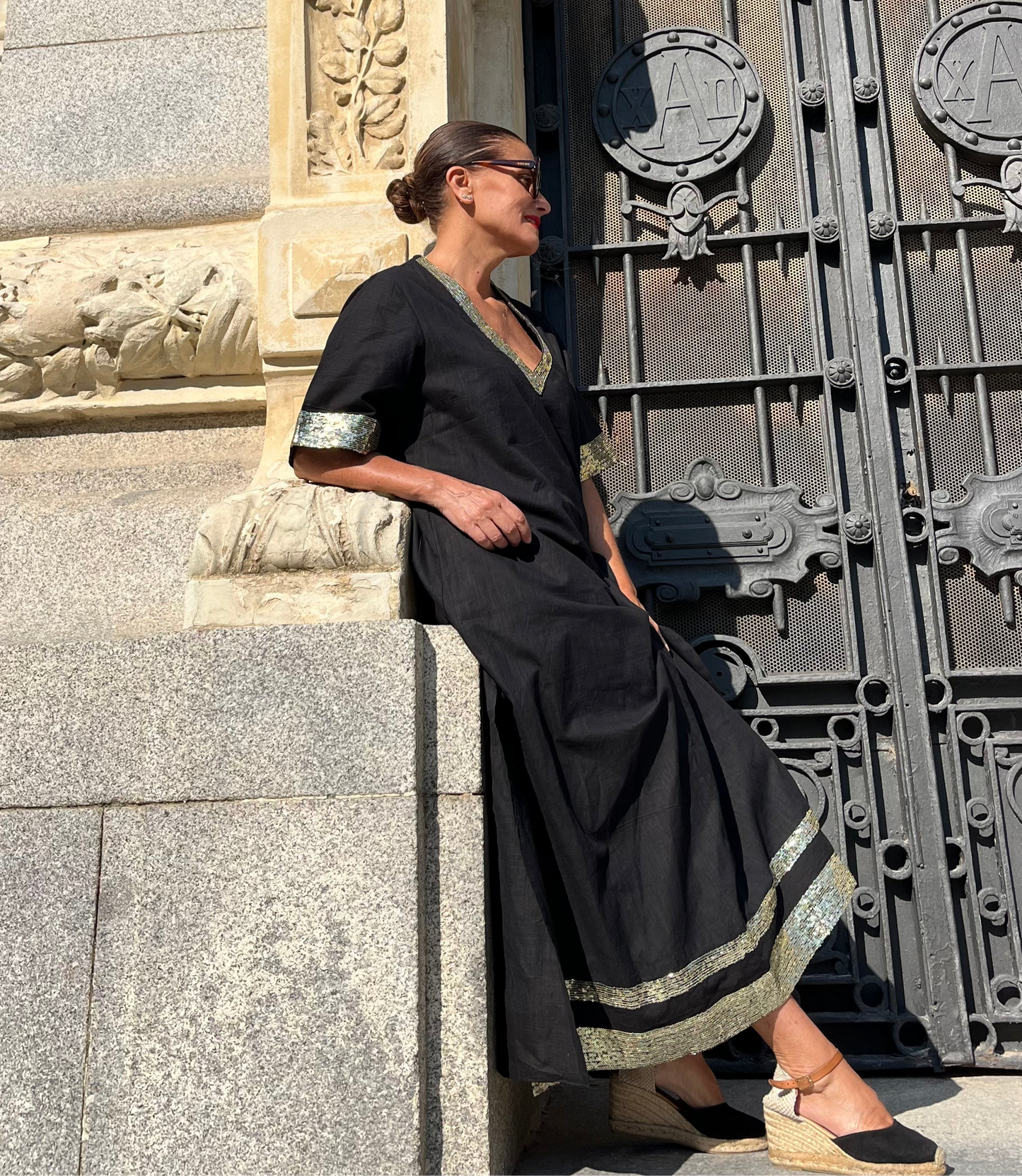Kaftan negro / Oro