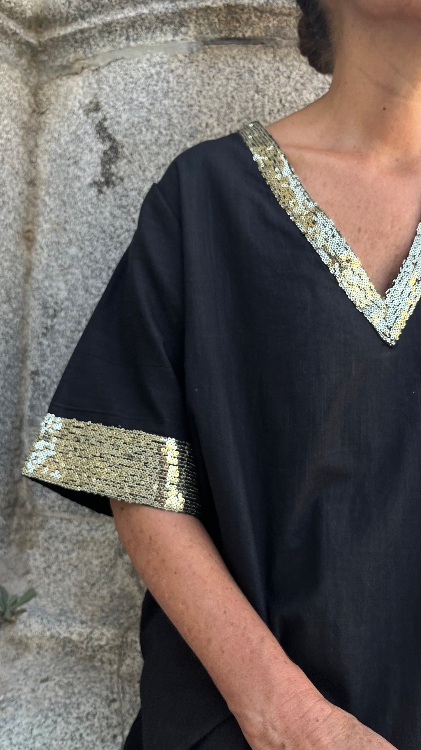 Kaftan negro / Oro