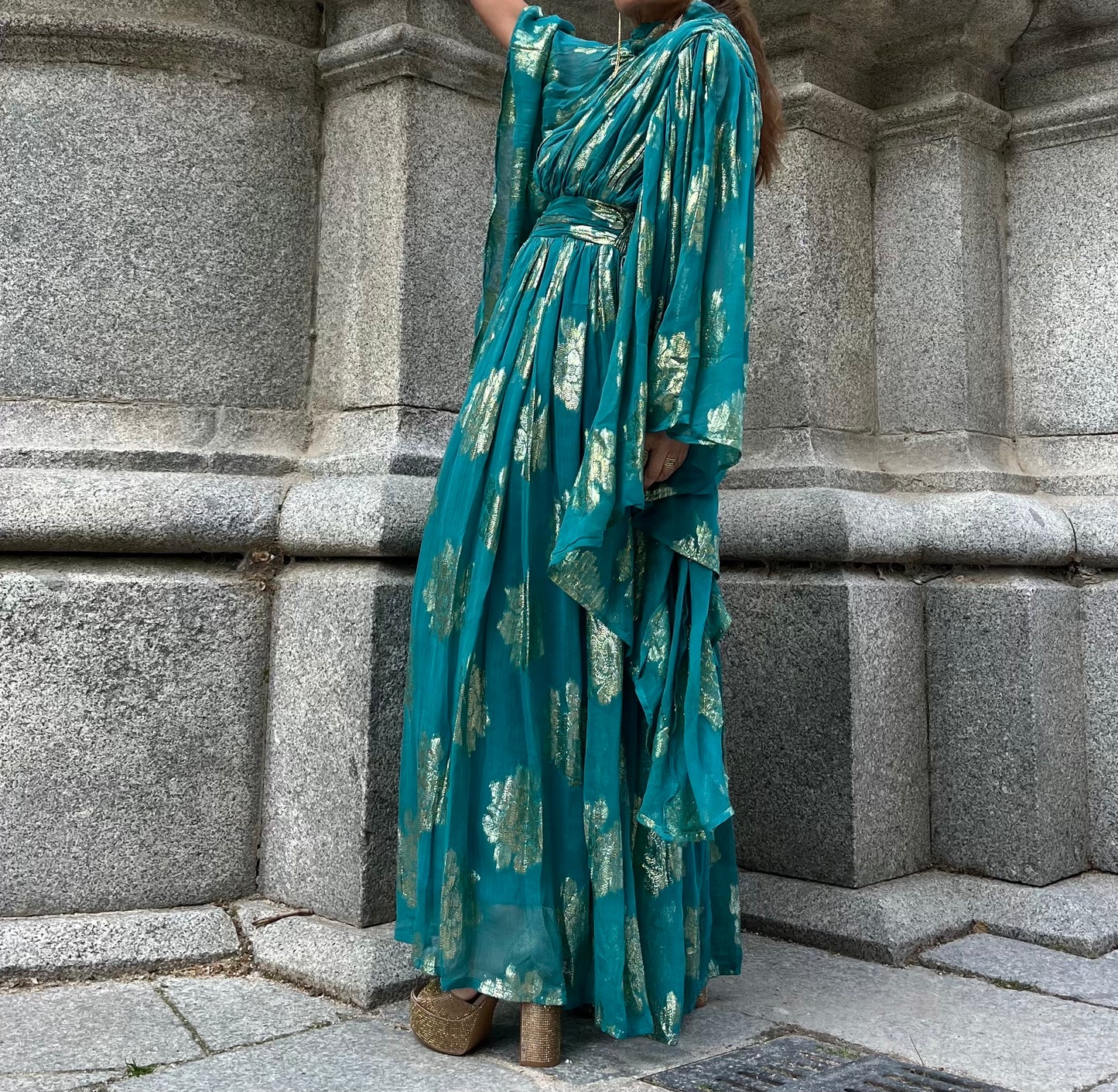 Vestido Maxi Esmeralda Oro