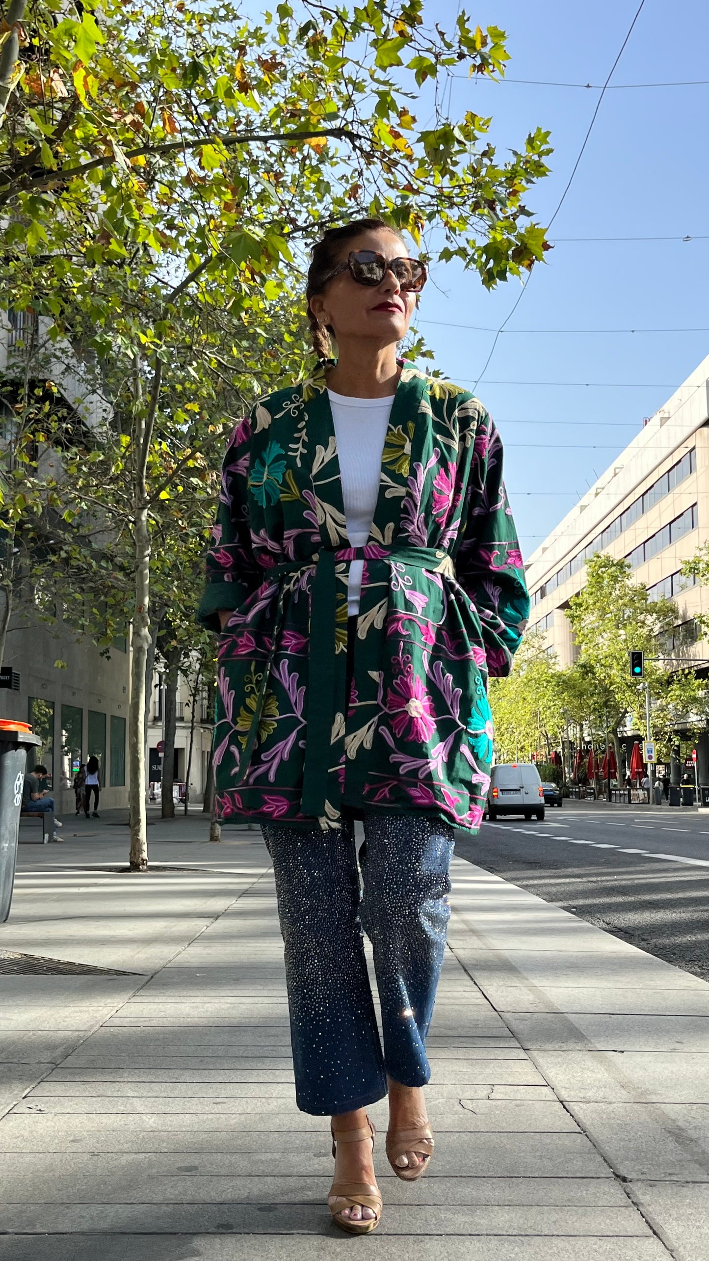 Chaqueta bordada multicolor
