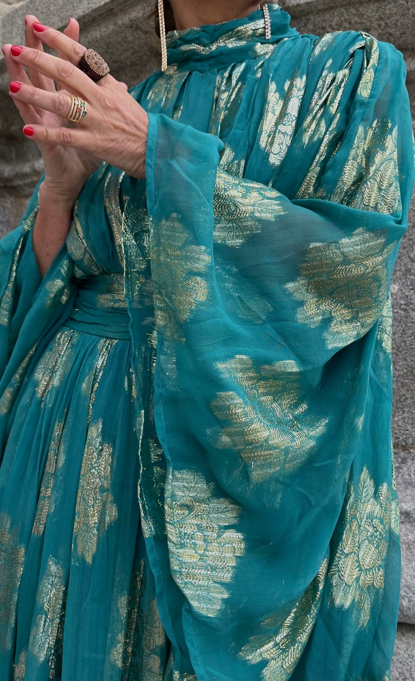 Vestido Maxi Esmeralda Oro
