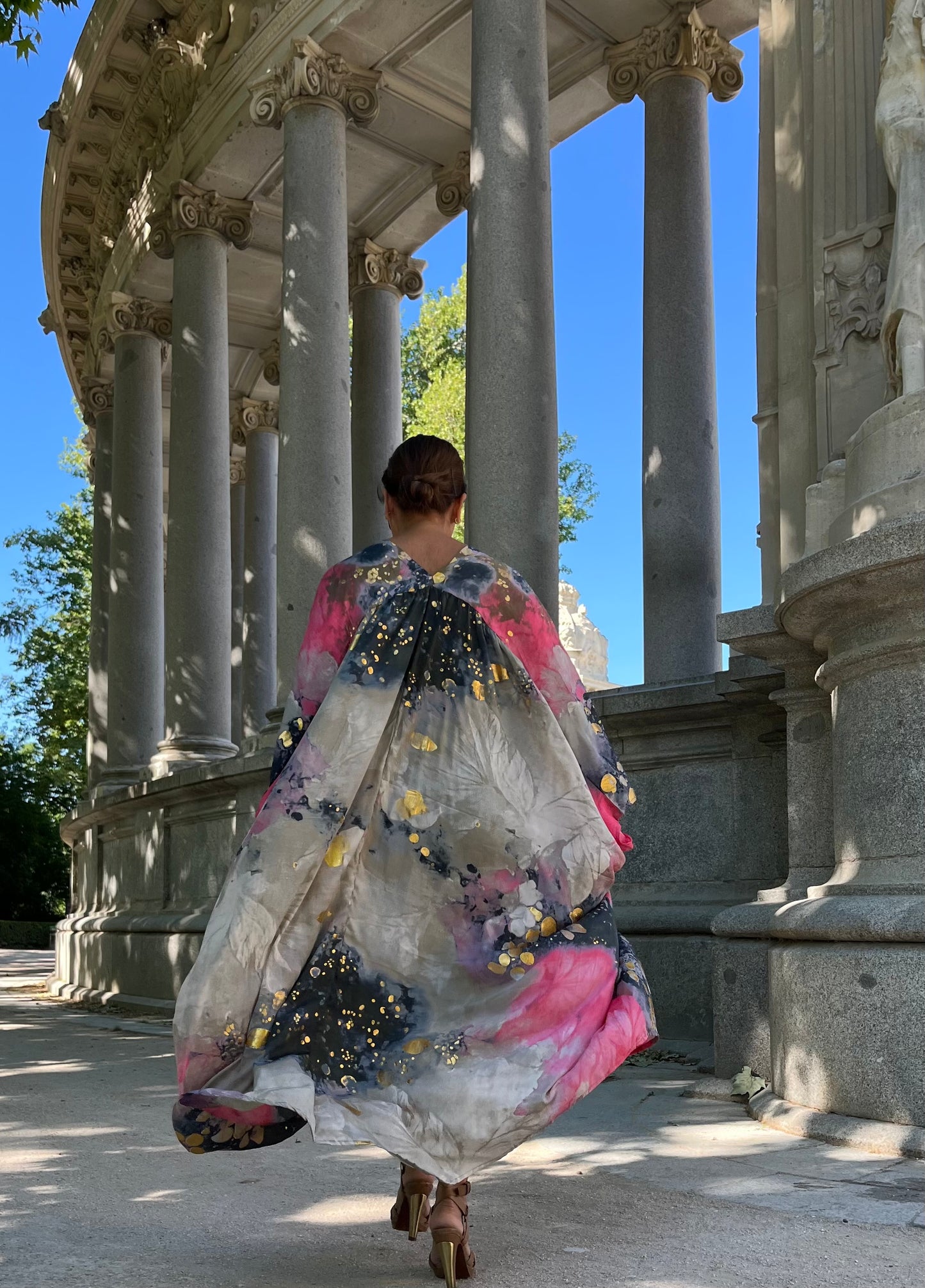 Vestido/Maxi chaqueta.Seda 70% (GRIS ORO / FUCSIA ORO/ AZUL ORO)