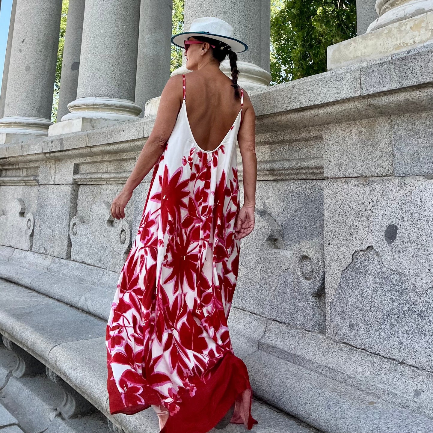 Vestido largo floral rojo con bolsillos