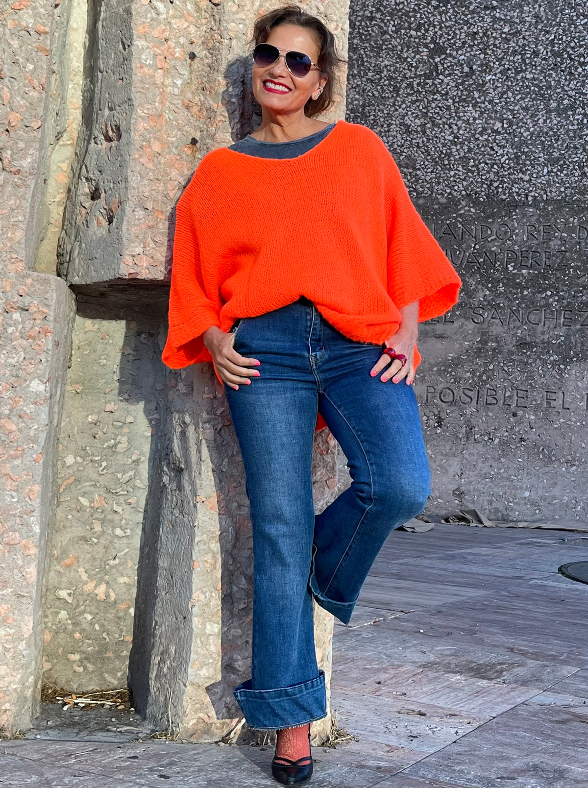 Pull oversize orange fluo en maille, La Canaria