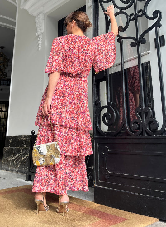 Vestido largo volantes invitada celebración