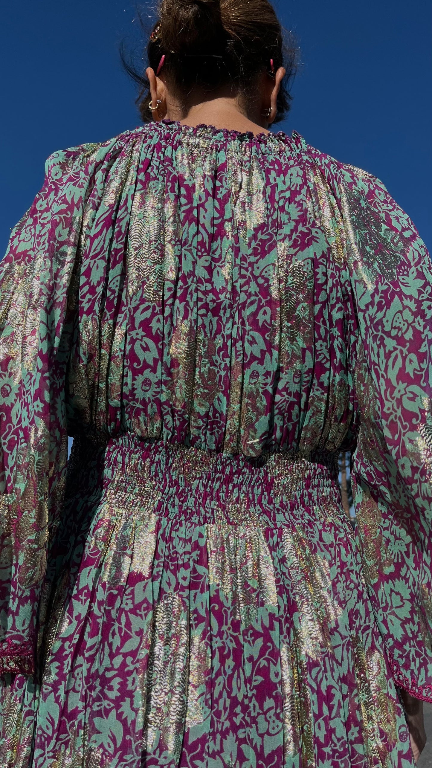 Vestido Oro Floral