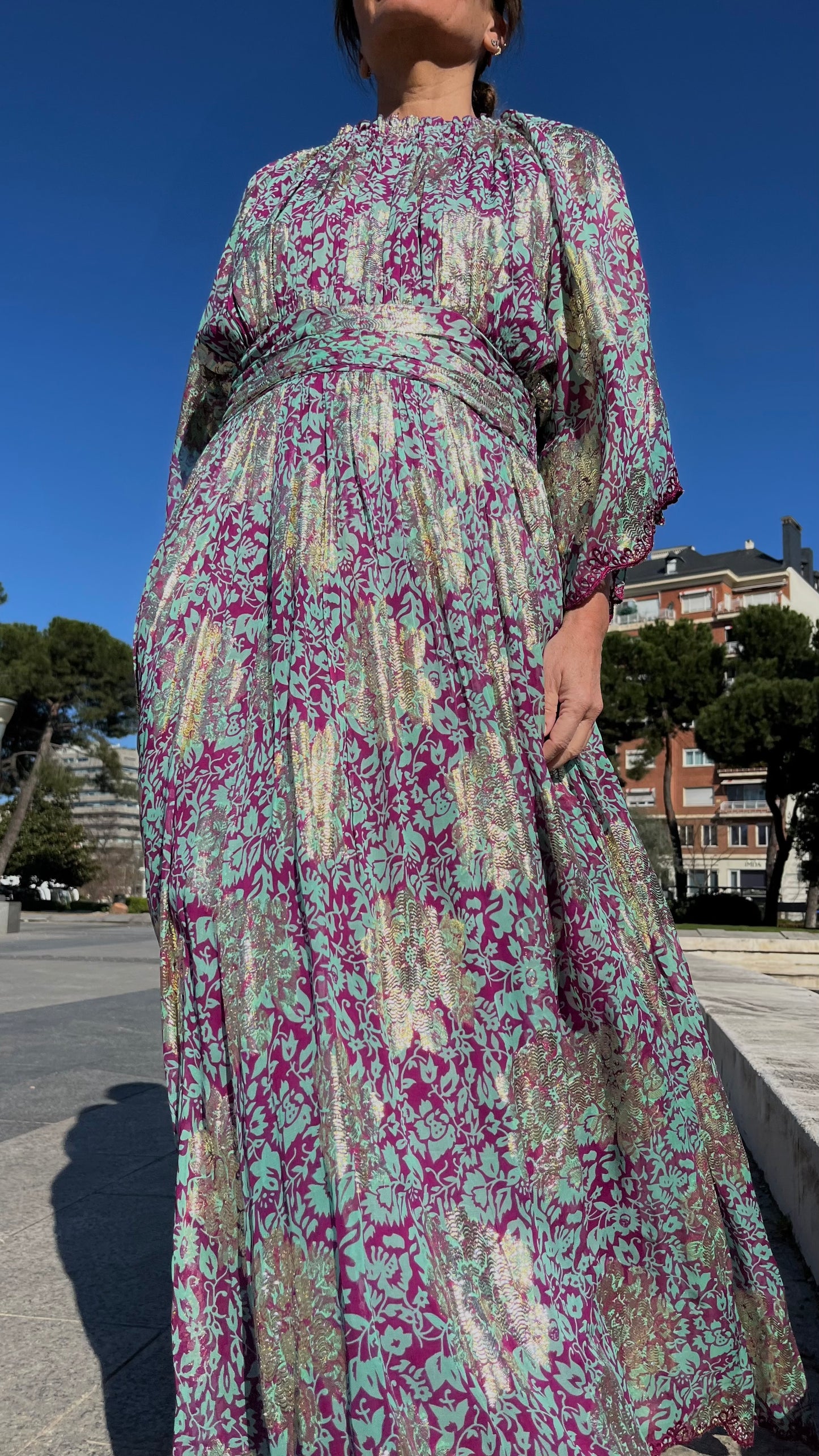 Vestido Oro Floral