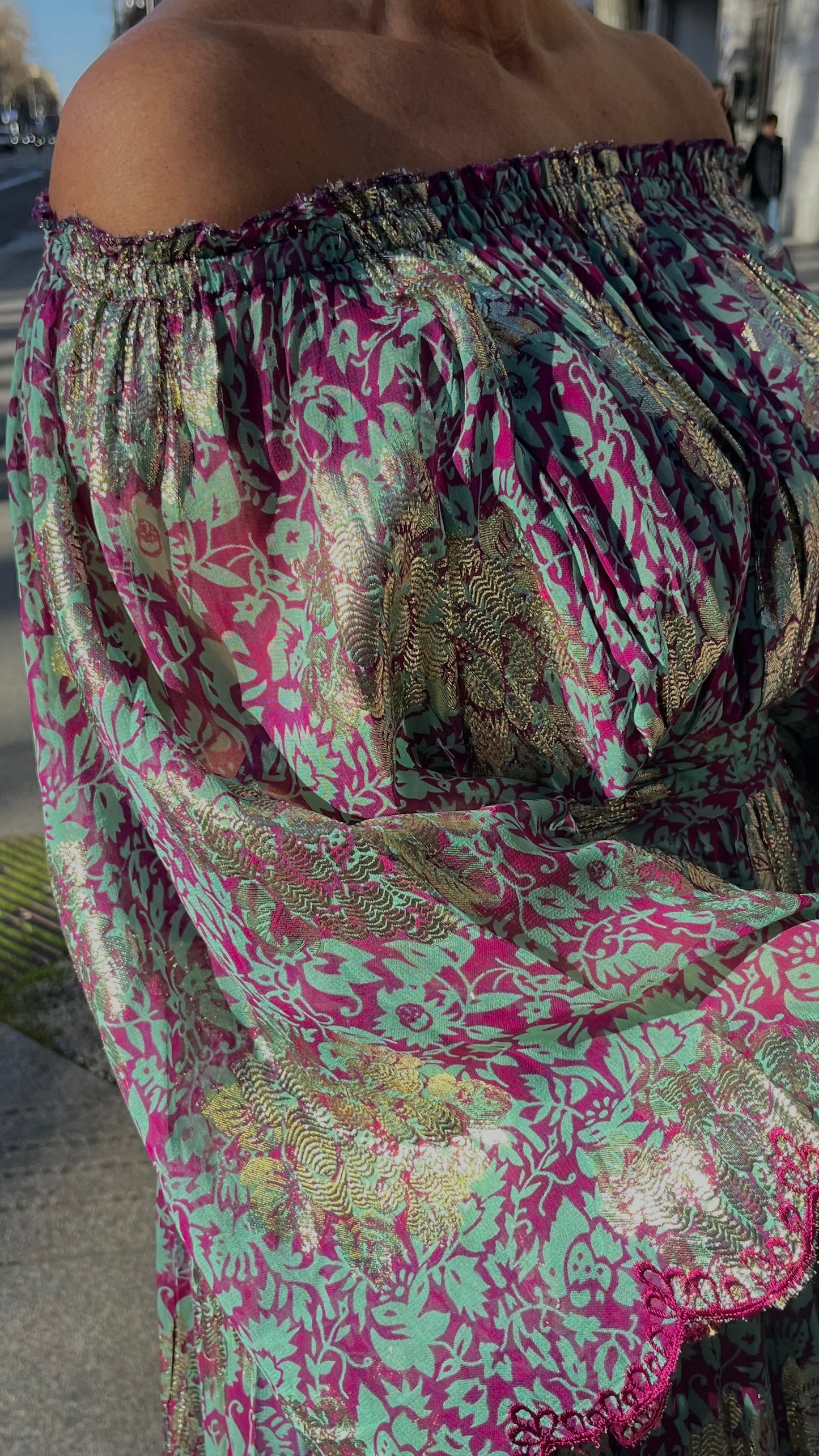 Vestido Oro Floral