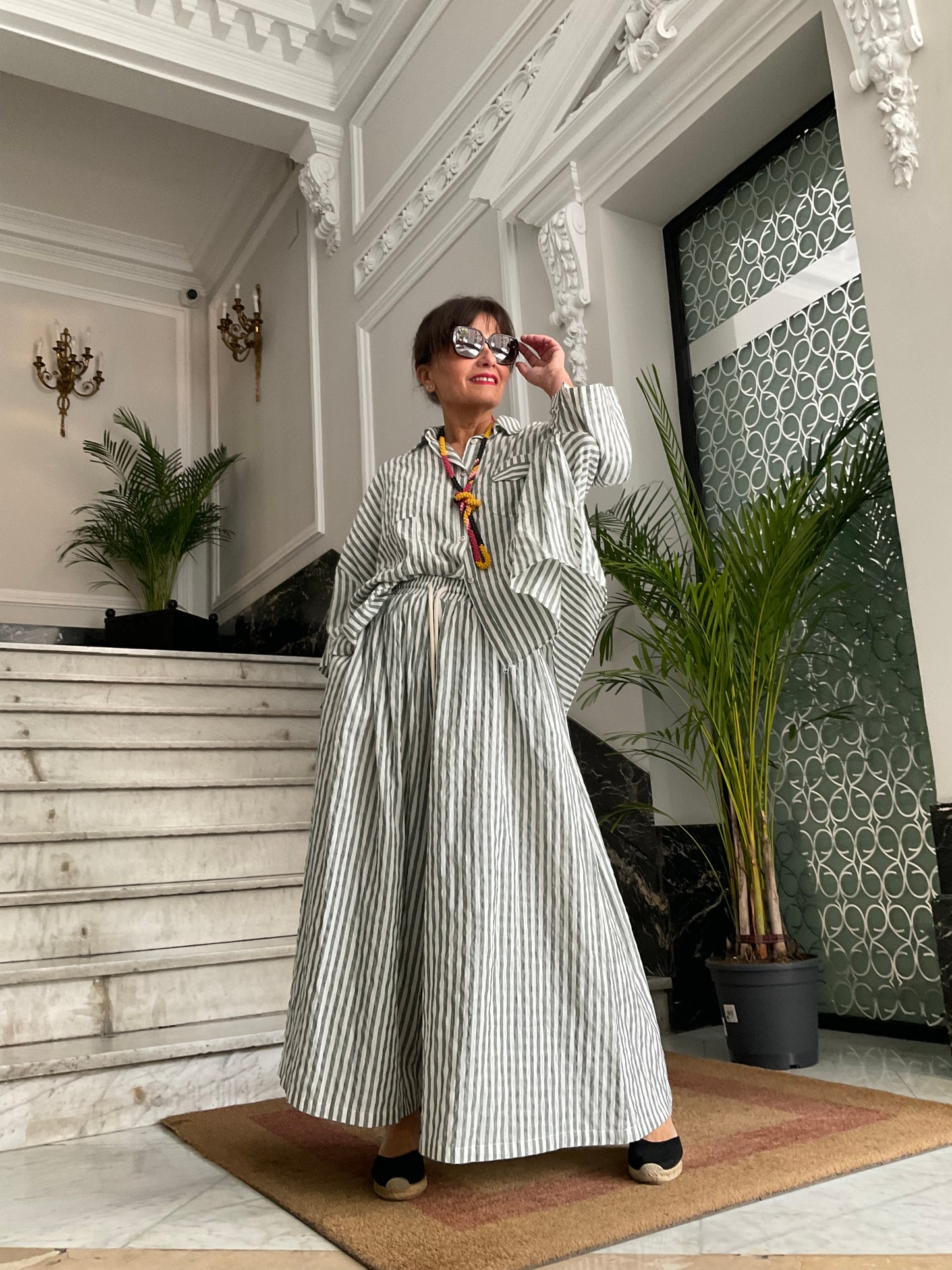 Conjunto rayas oversize efecto falda verde