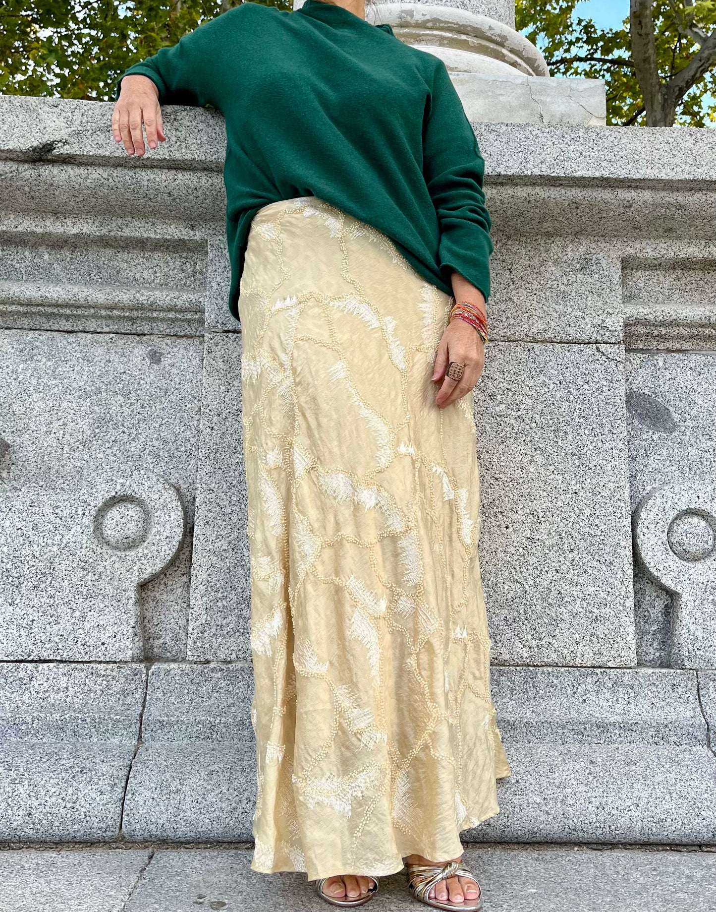 Falda Bordada Champagne