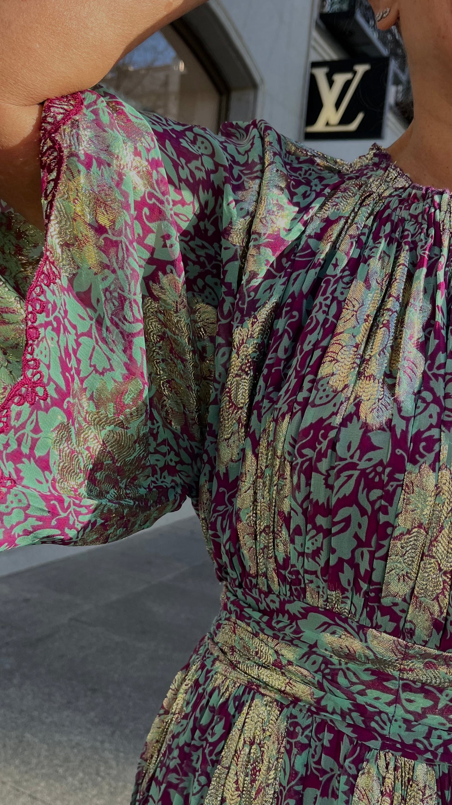 Vestido Oro Floral