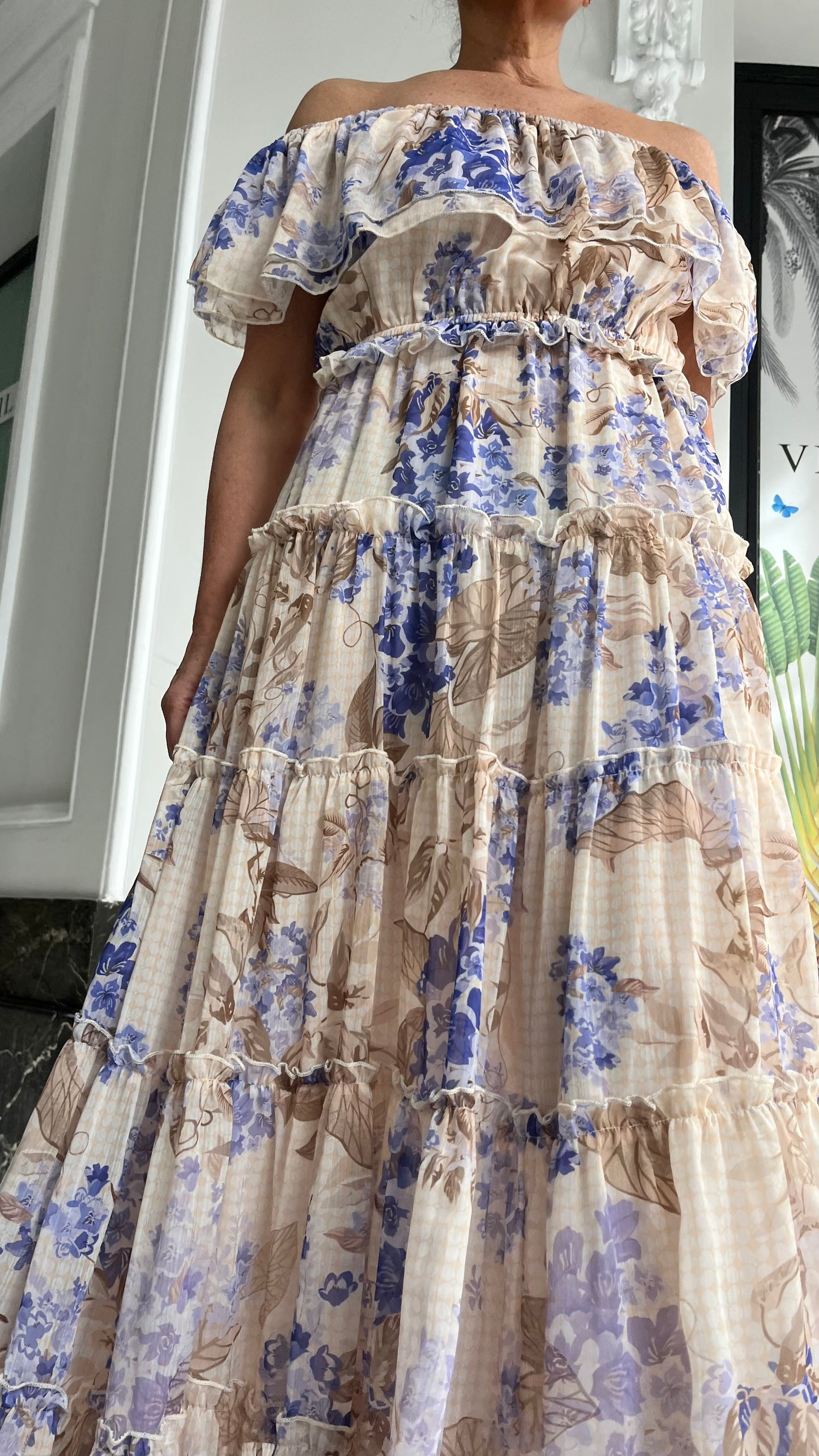 Vestido Maxi Boho Chic Floral - Hombros Descubiertos y Volantes Ideal Invitada
