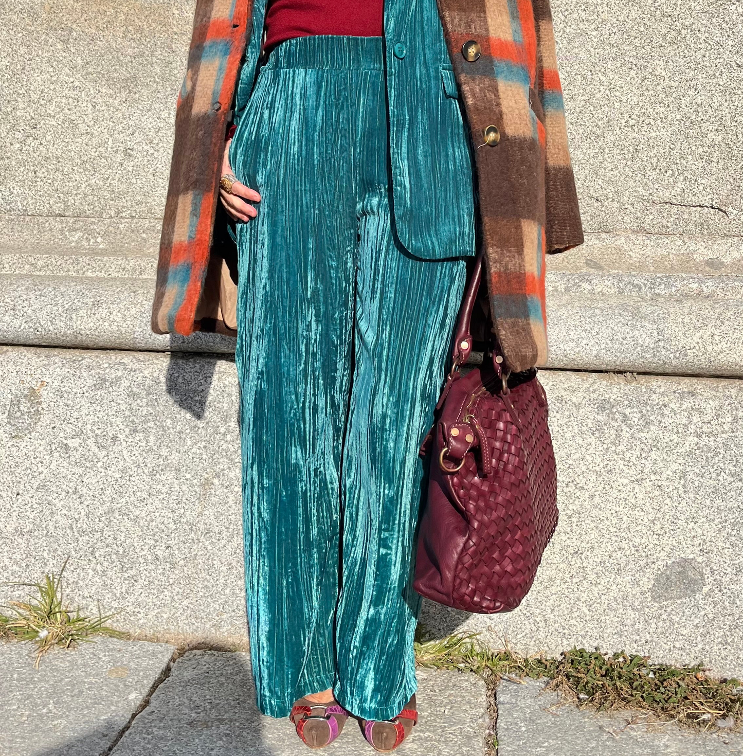 Pantalón de terciopelo verde petróleo