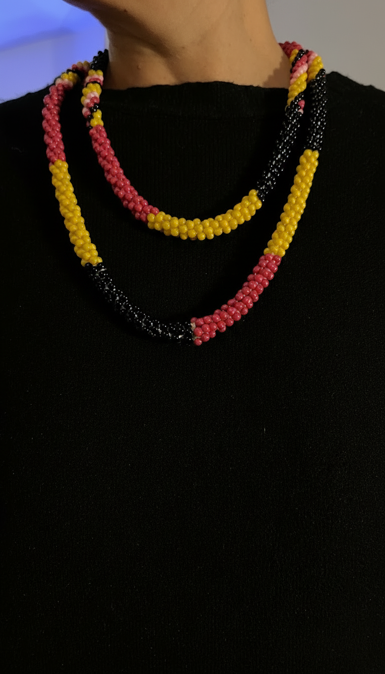 Jersey de punto negro / rojo