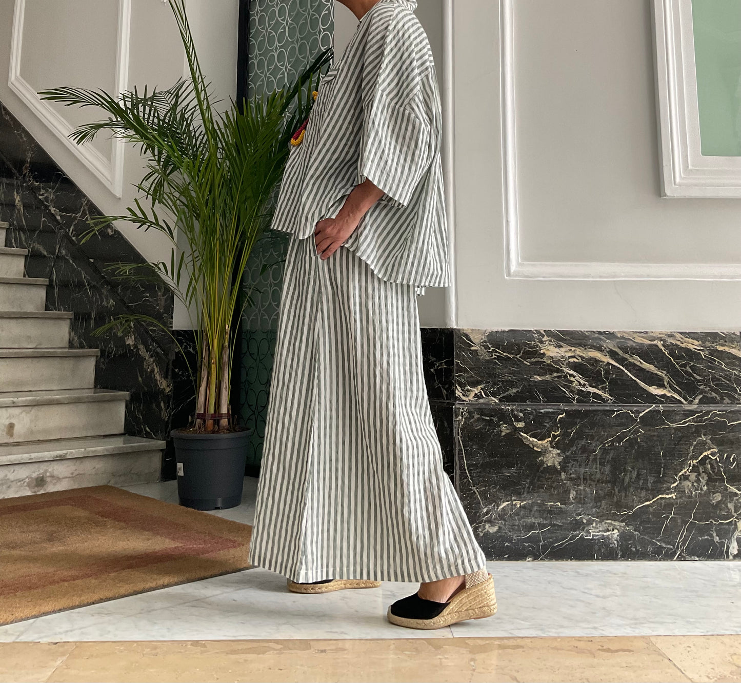 Conjunto rayas oversize efecto falda verde