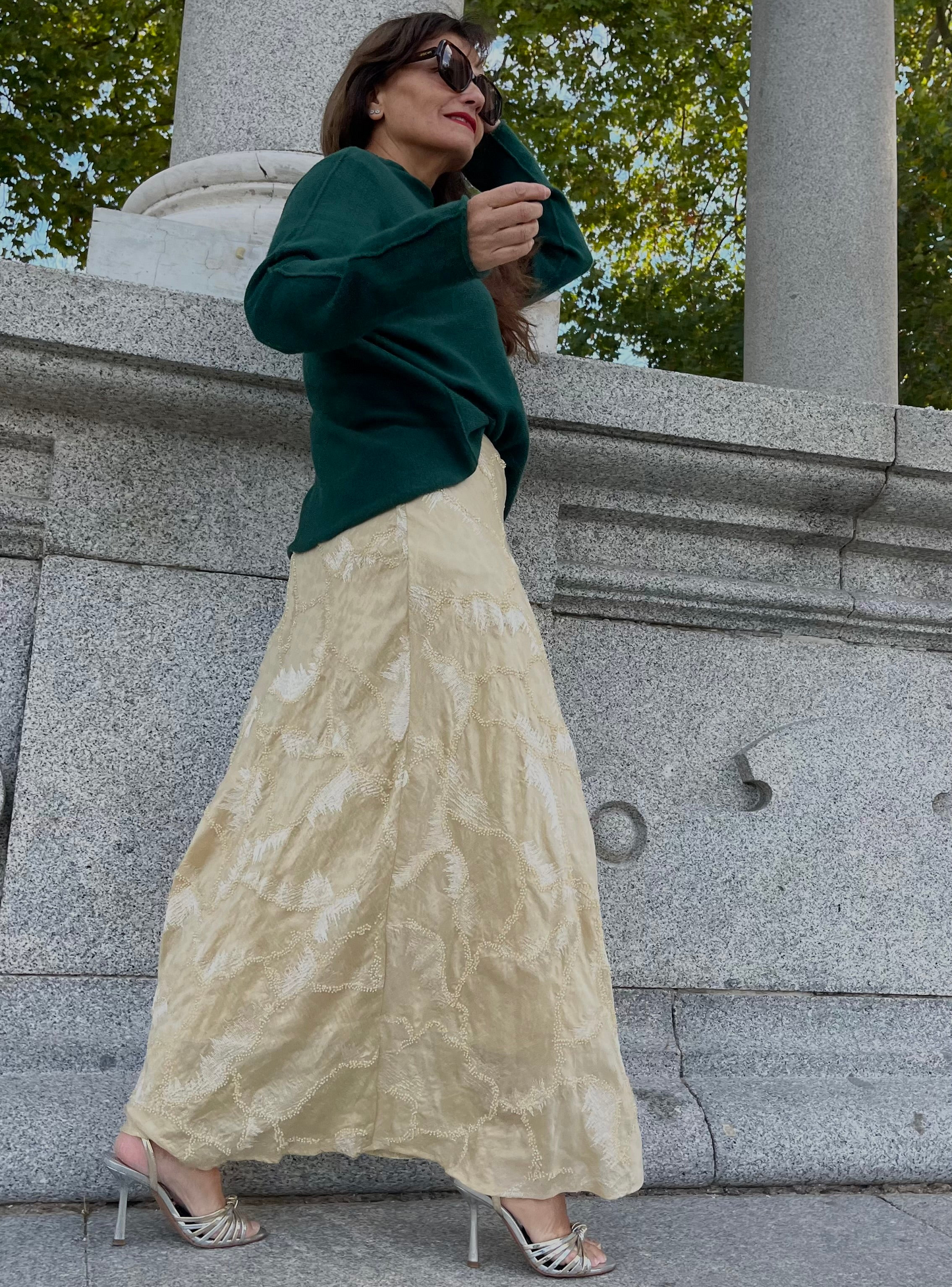 Falda Bordada Champagne