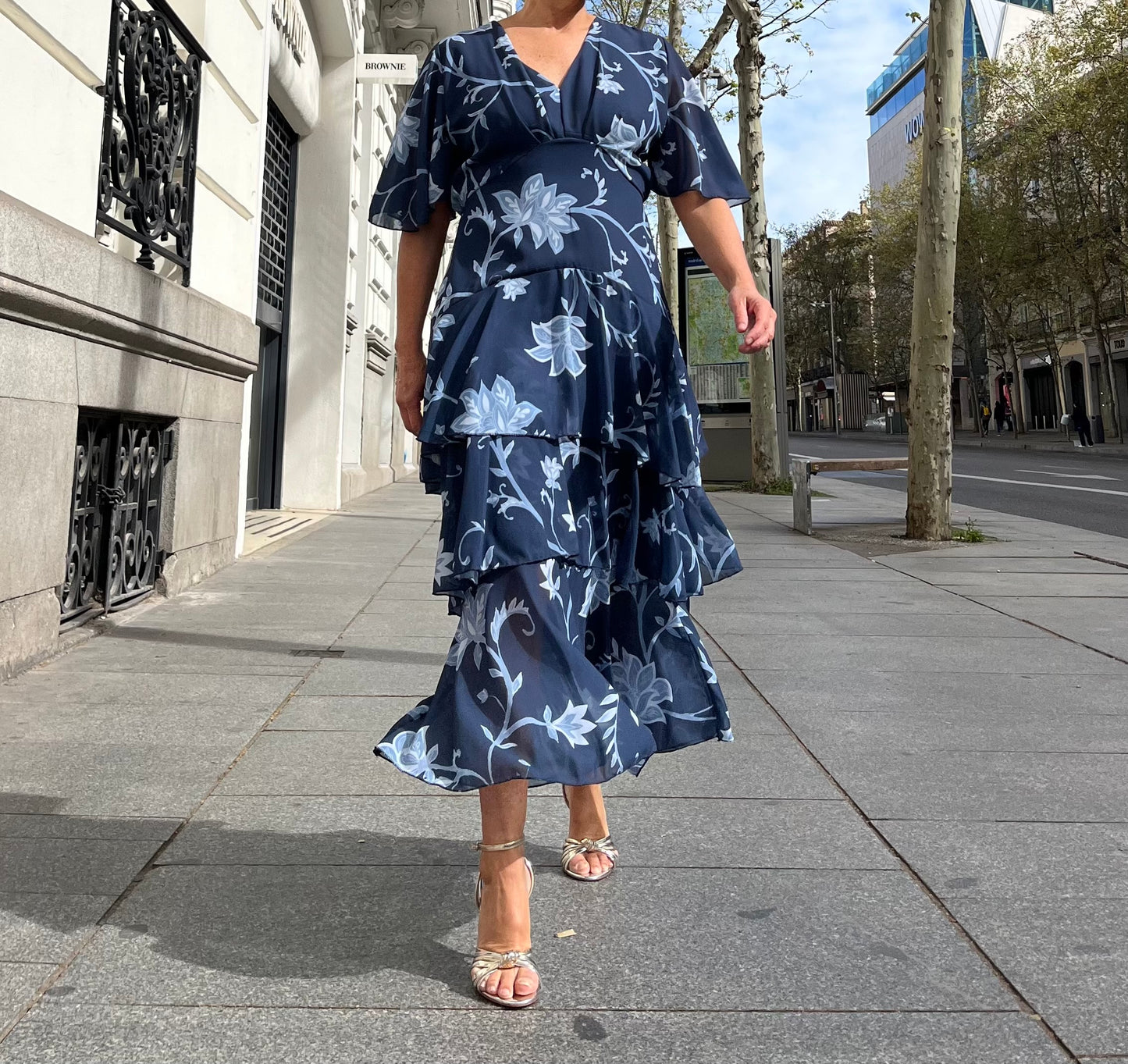Vestido midi estampado floral azul