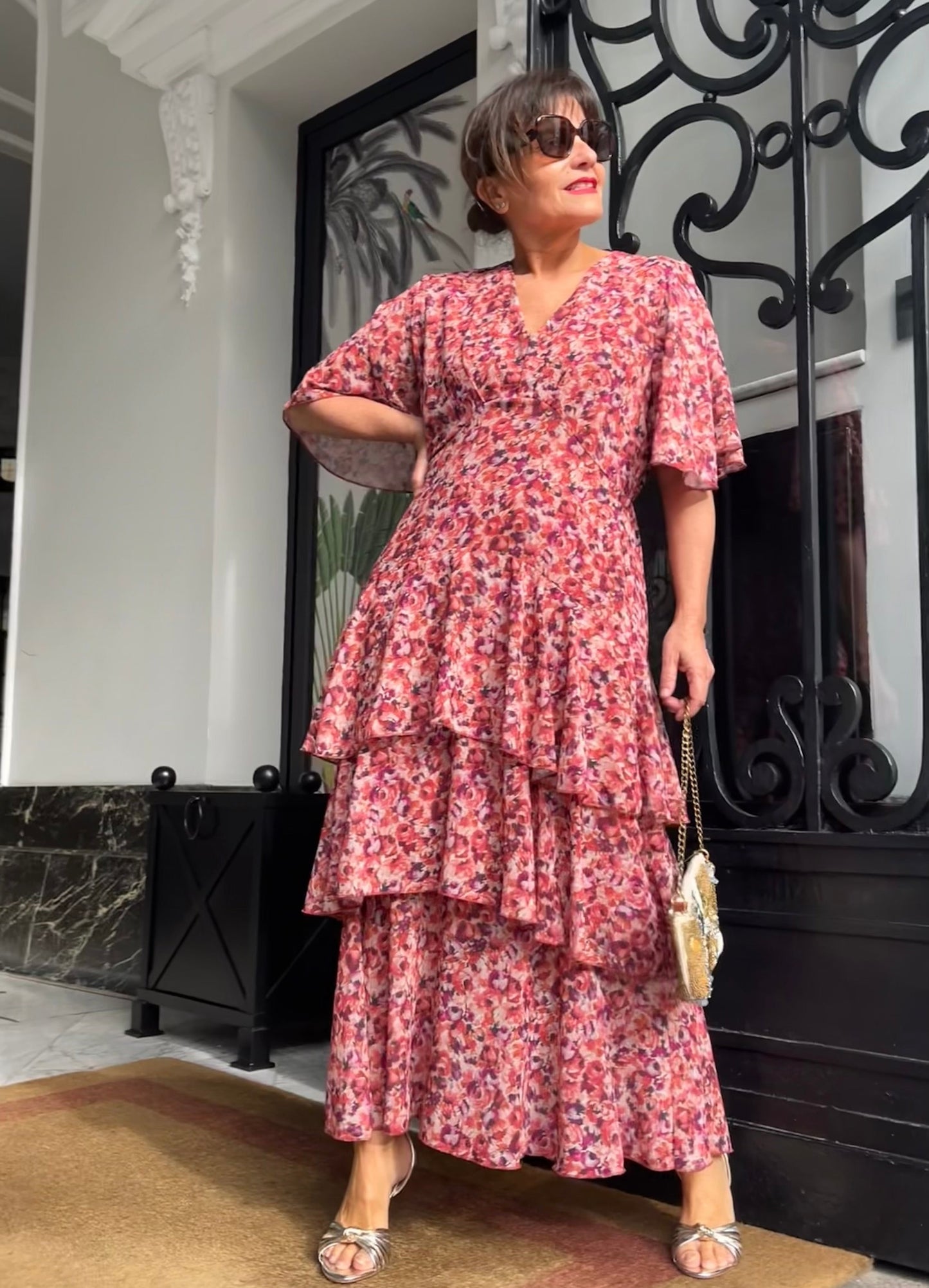 Vestido largo volantes invitada celebración