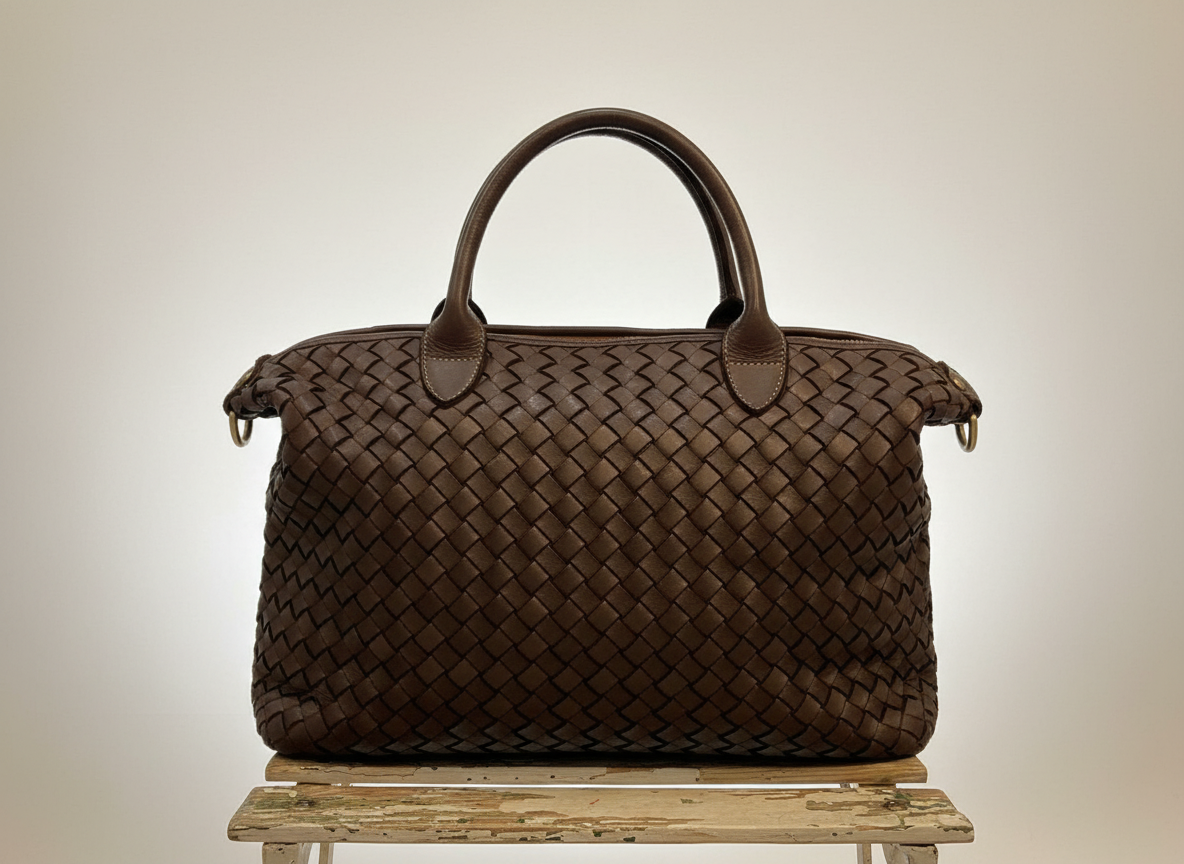 Bolso de piel trenzada con correa extraíble