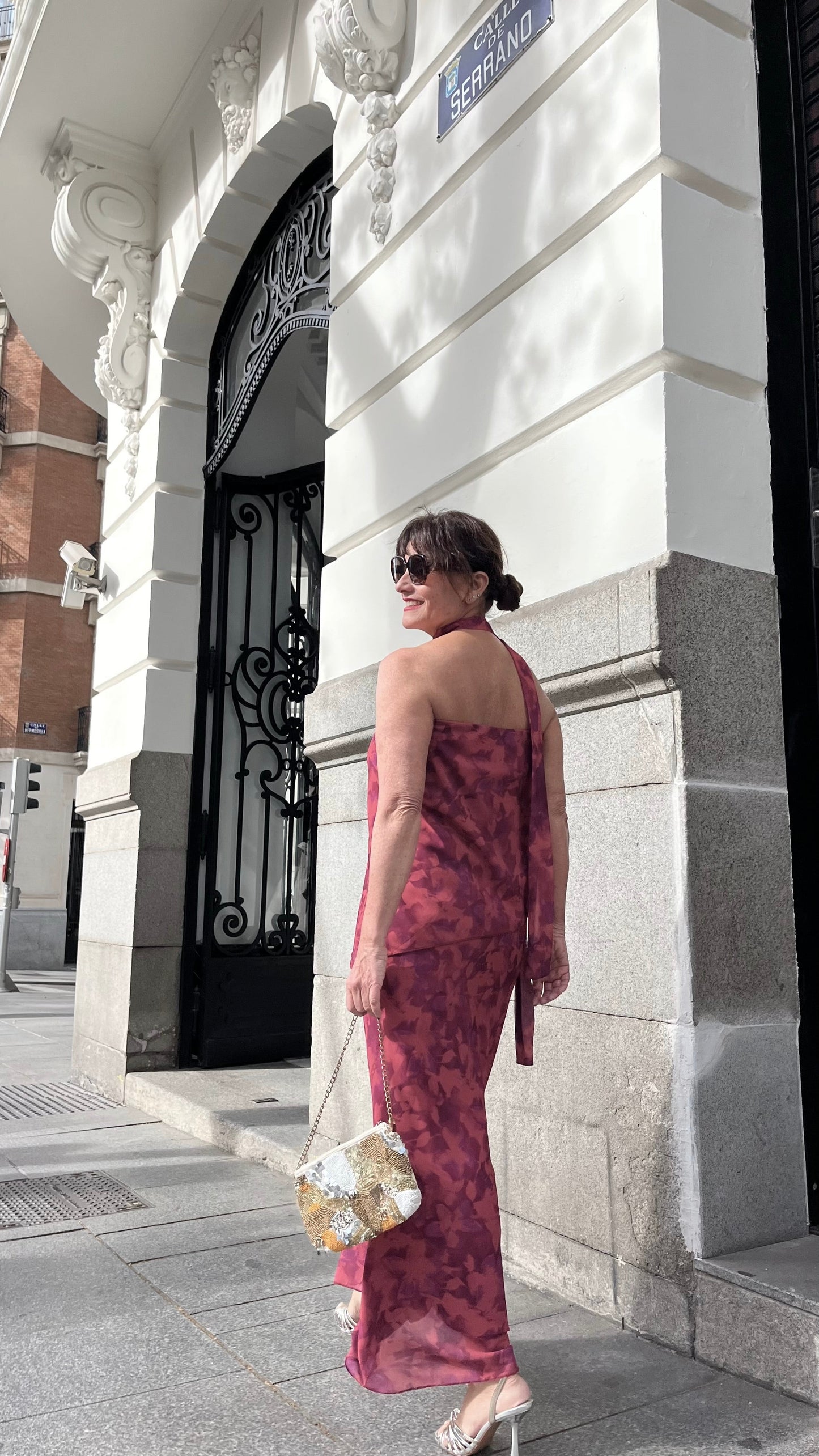 Vestido largo frambuesa palabra de honor con fular