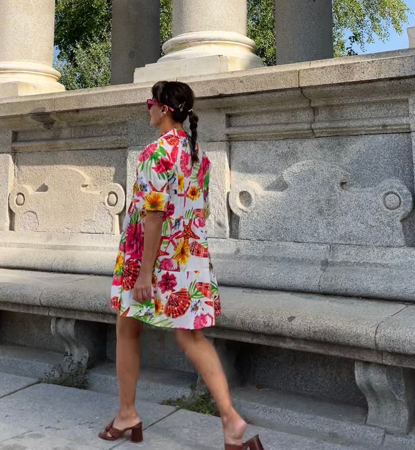 Vestido blusón de algodón estampado con bordados