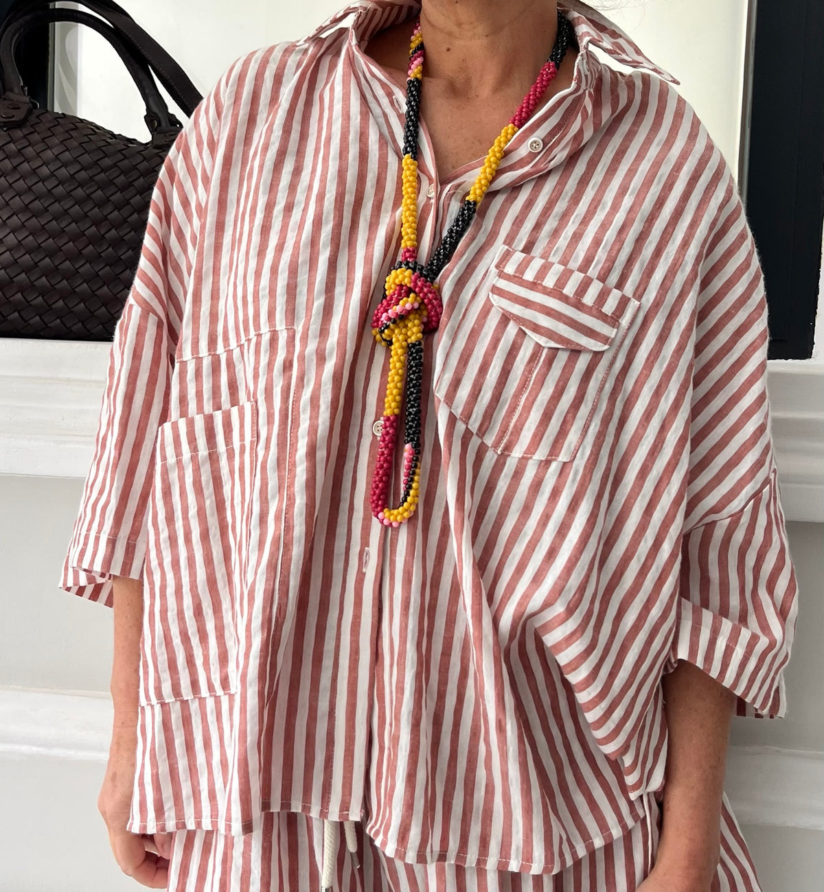 Camisa oversize de mujer a rayas teja y blanco – La Canaria