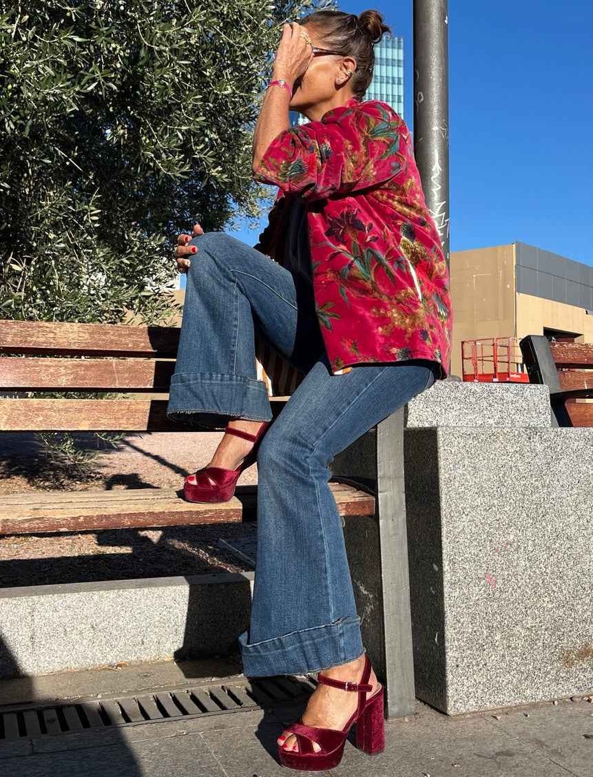 Chaqueta de terciopelo estampada - look sentado con vaqueros