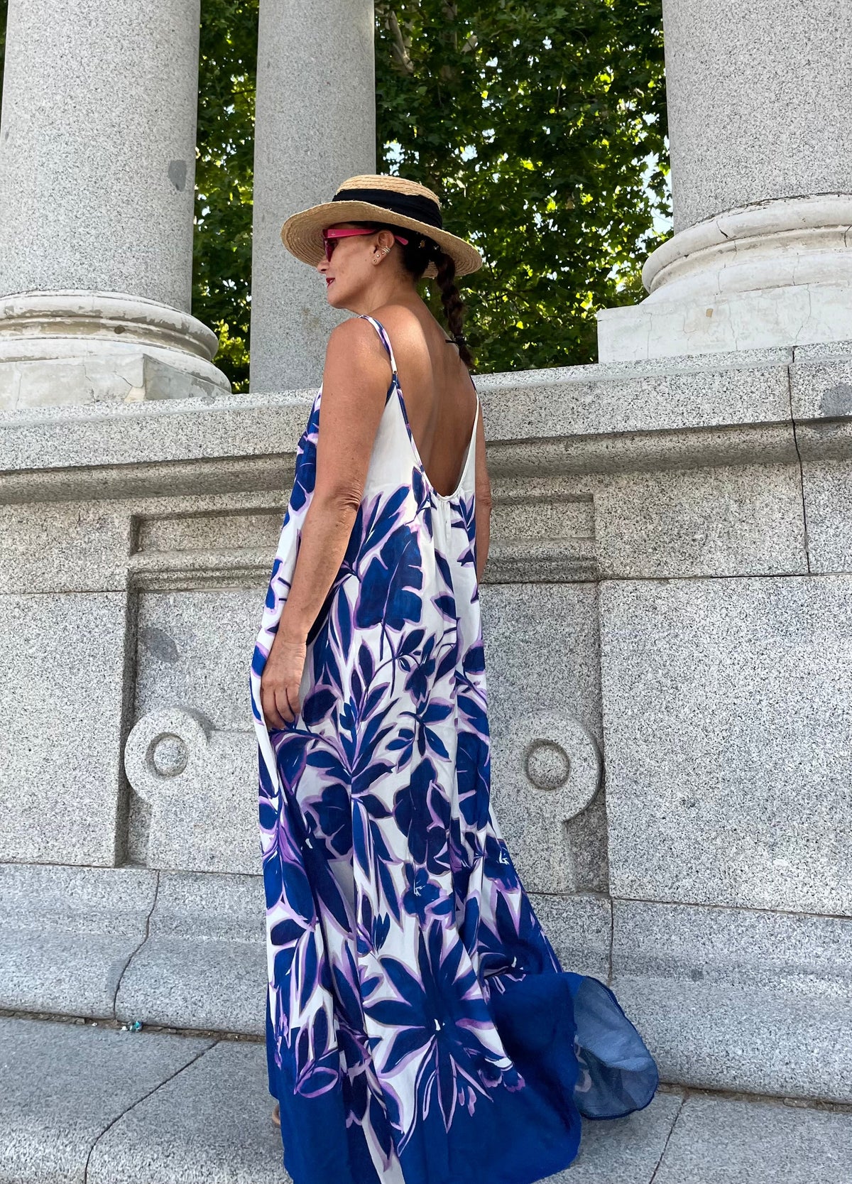 Vestido largo tonos azules tiros tirantes bolsillos